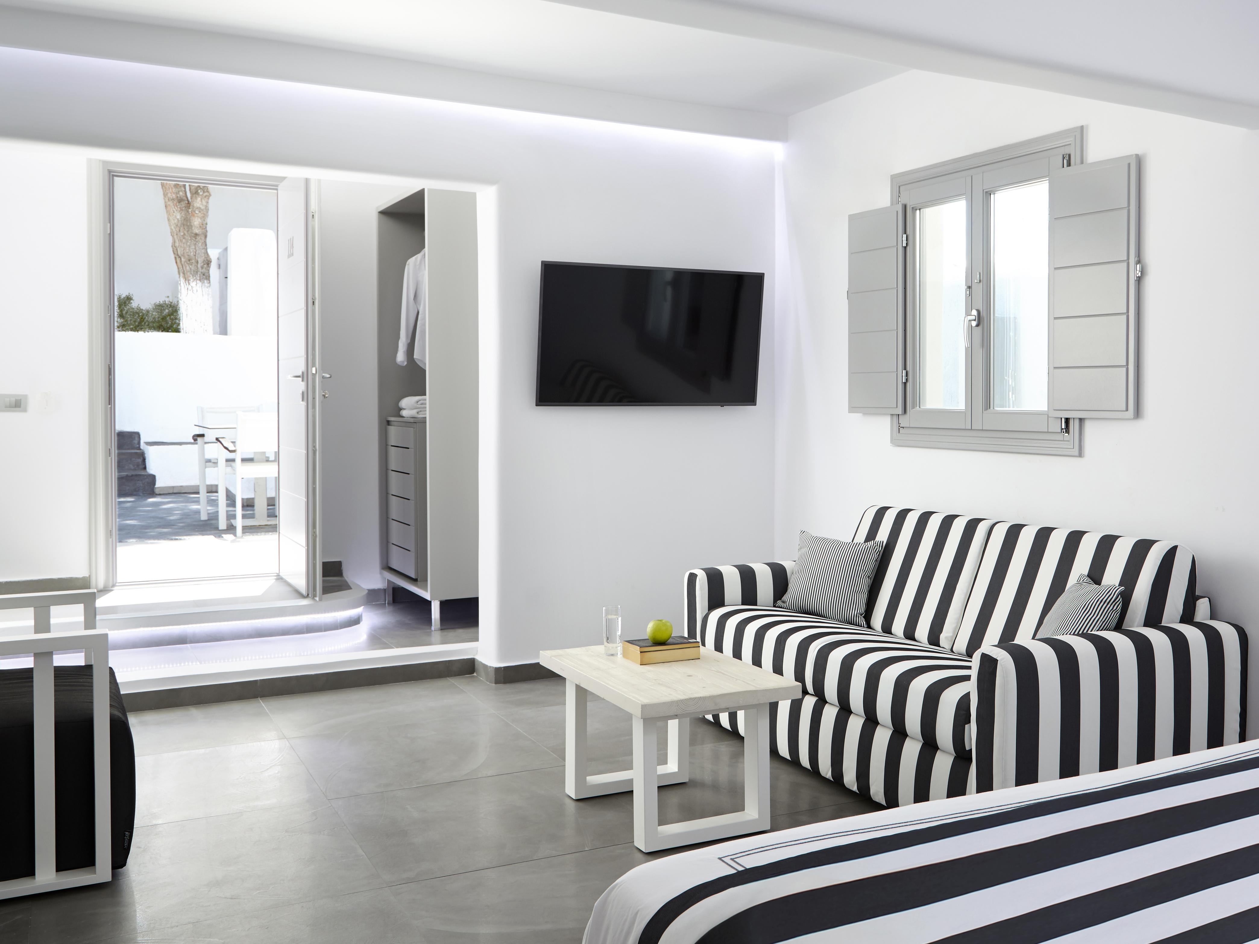 Kalisti Hotel & Suites Тира Экстерьер фото