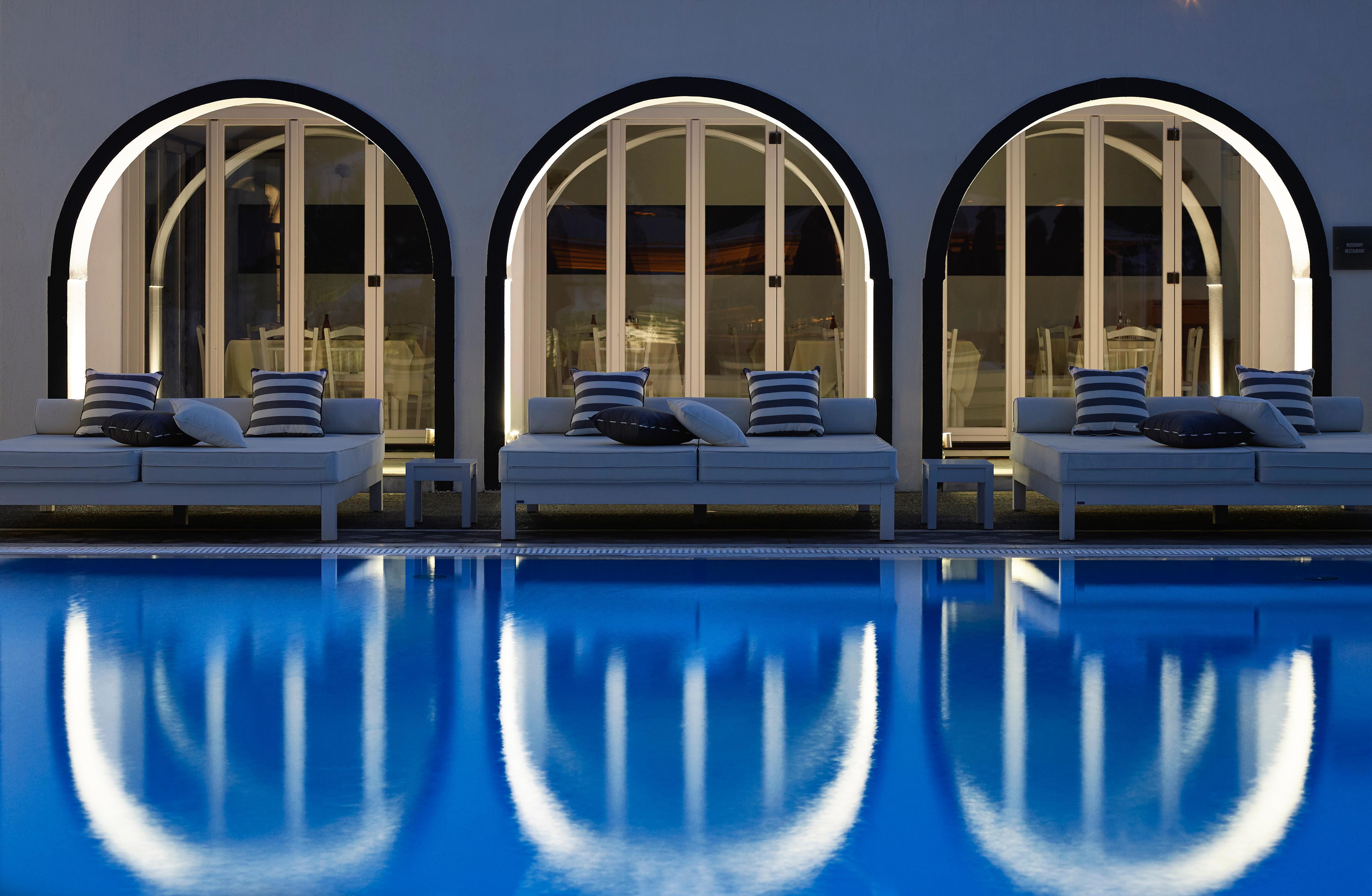 Kalisti Hotel & Suites Тира Экстерьер фото
