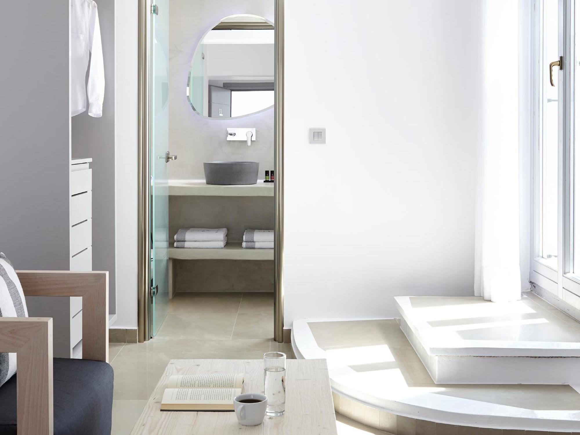 Kalisti Hotel & Suites Тира Экстерьер фото