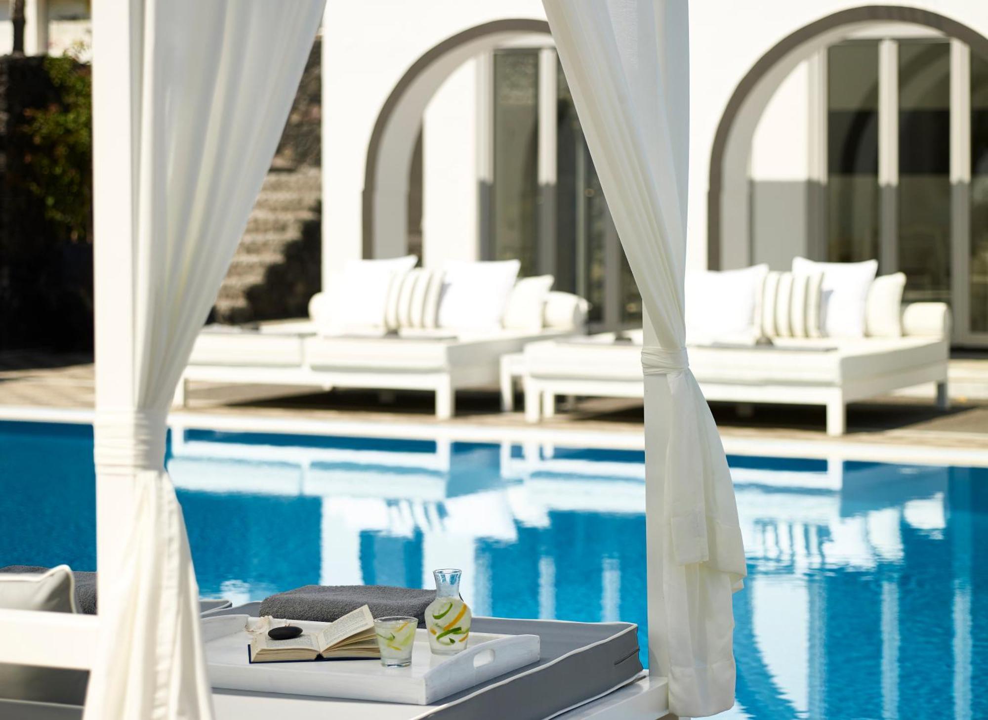 Kalisti Hotel & Suites Тира Экстерьер фото