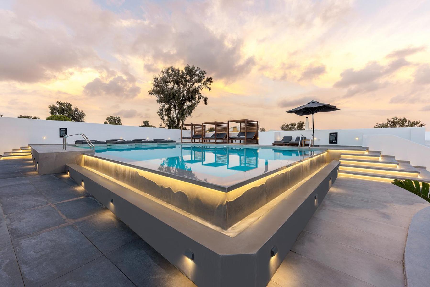 Kalisti Hotel & Suites Тира Экстерьер фото