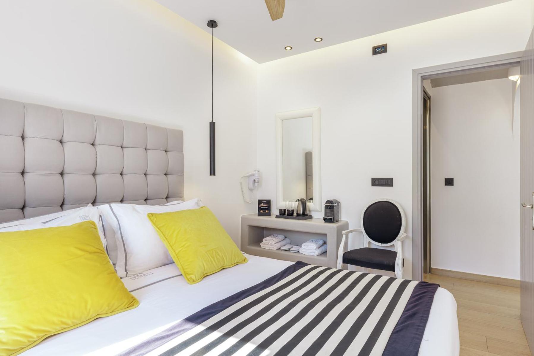Kalisti Hotel & Suites Тира Экстерьер фото
