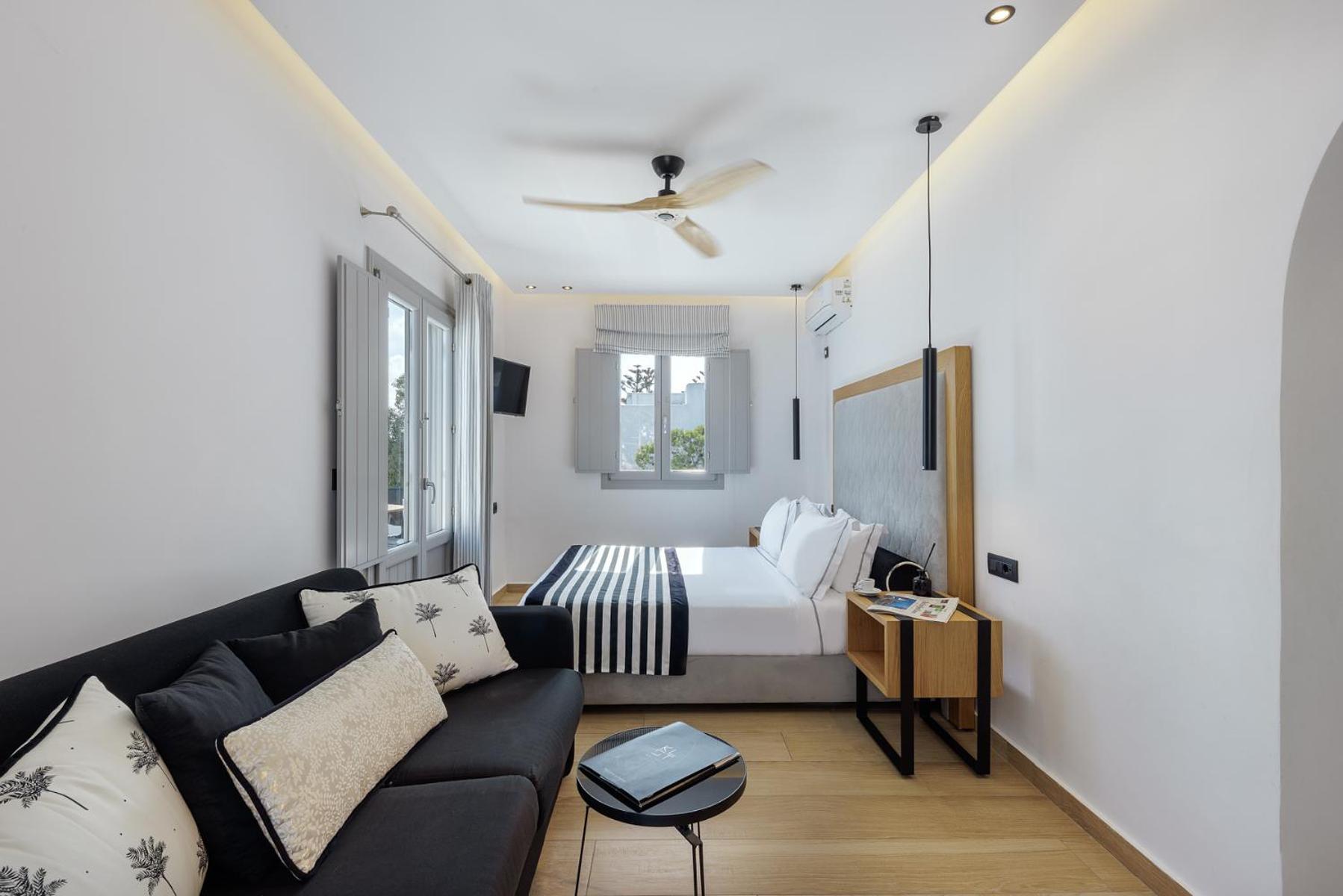 Kalisti Hotel & Suites Тира Экстерьер фото